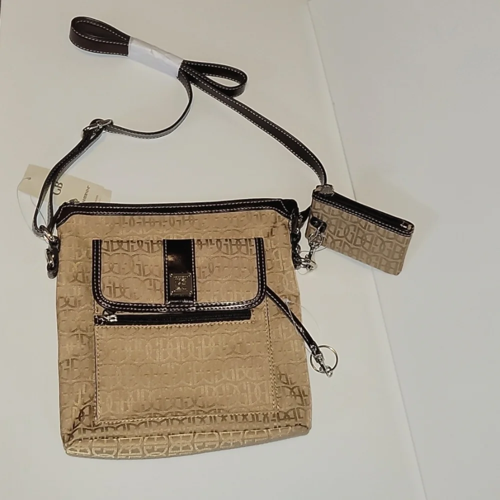 Giani Bernini Signature Crossbody Shoulder Bag NWT